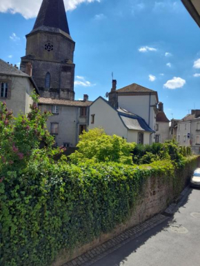 Gîte Déco Private house in Town with sun terrace & free parking & wi fi
